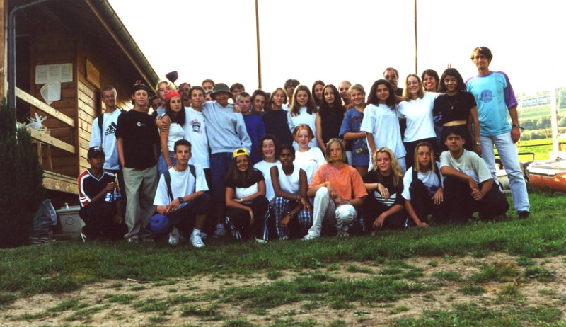 1999-002.jpg