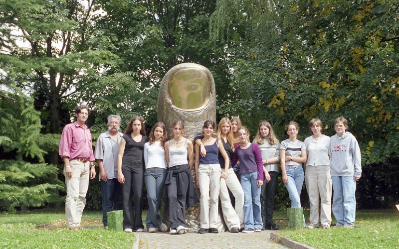 9e2000-012.jpg