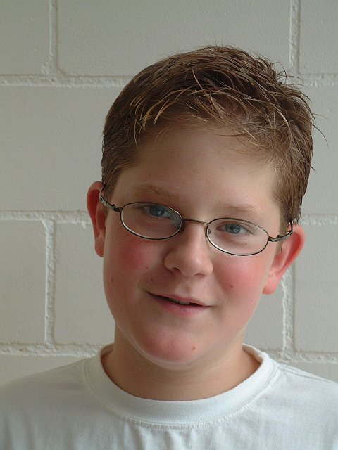 Julien_L.jpg - COPYRIGHT:           COPYRIGHT:           ;$9000: ????$9004: ASCII:2002:08:22 15:25:13$9101: ????$9203: ????$927C: ????$A000: ????$A001: 1*Short:1$A002: 1*Long:1280$A003: 1*Long:960$A005: 1*Long:936$A20E: 1*Rational:1667.0$A20F: 1*Rational:1667.0$A210: 1*Short:3$A217: 1*Short:2$A300: ????$A301: ????